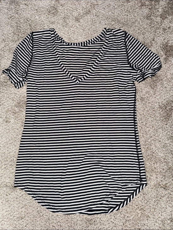 lululemon athletica Tops - Women’s lululemon Love tee